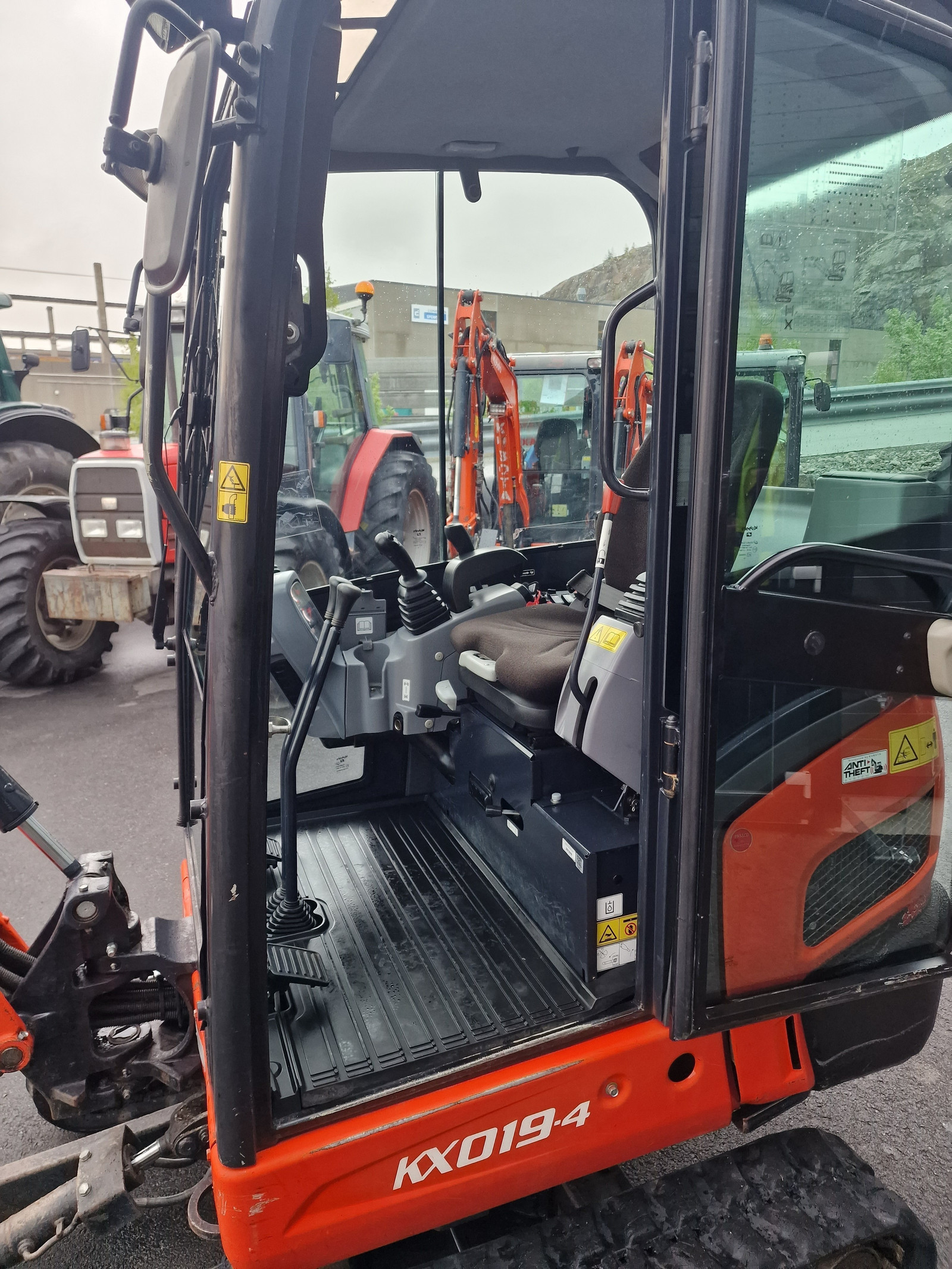 Kubota KX019-4-Nouveau – Image 5