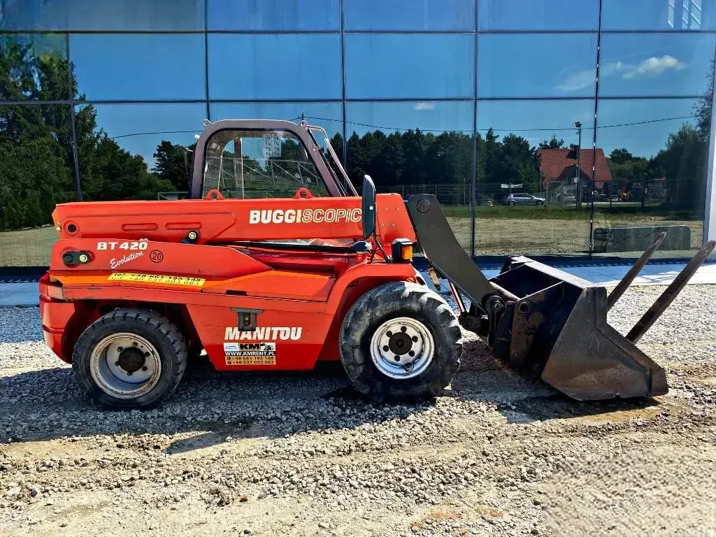 Chariot télescopique Manitou BT420 Fourches/ Godet/ Fouches à fumier – Image 6