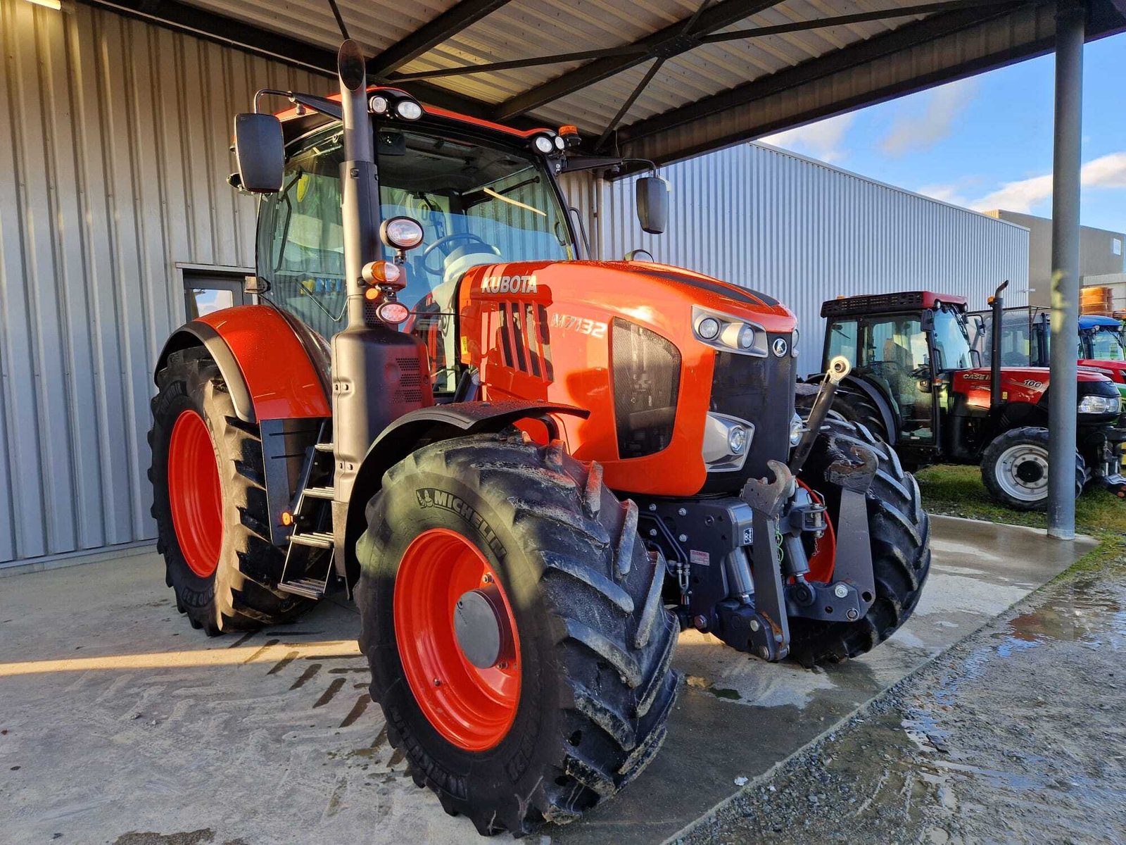Tracteur agricole KUBOTA M7132 – Image 3