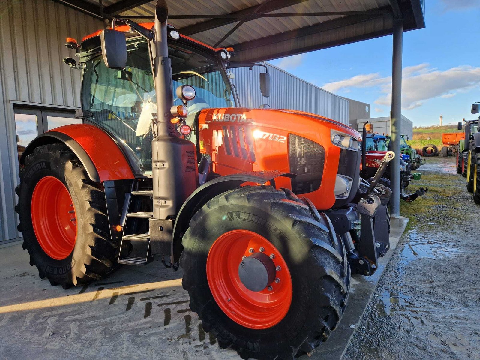 Tracteur agricole KUBOTA M7132 – Image 5