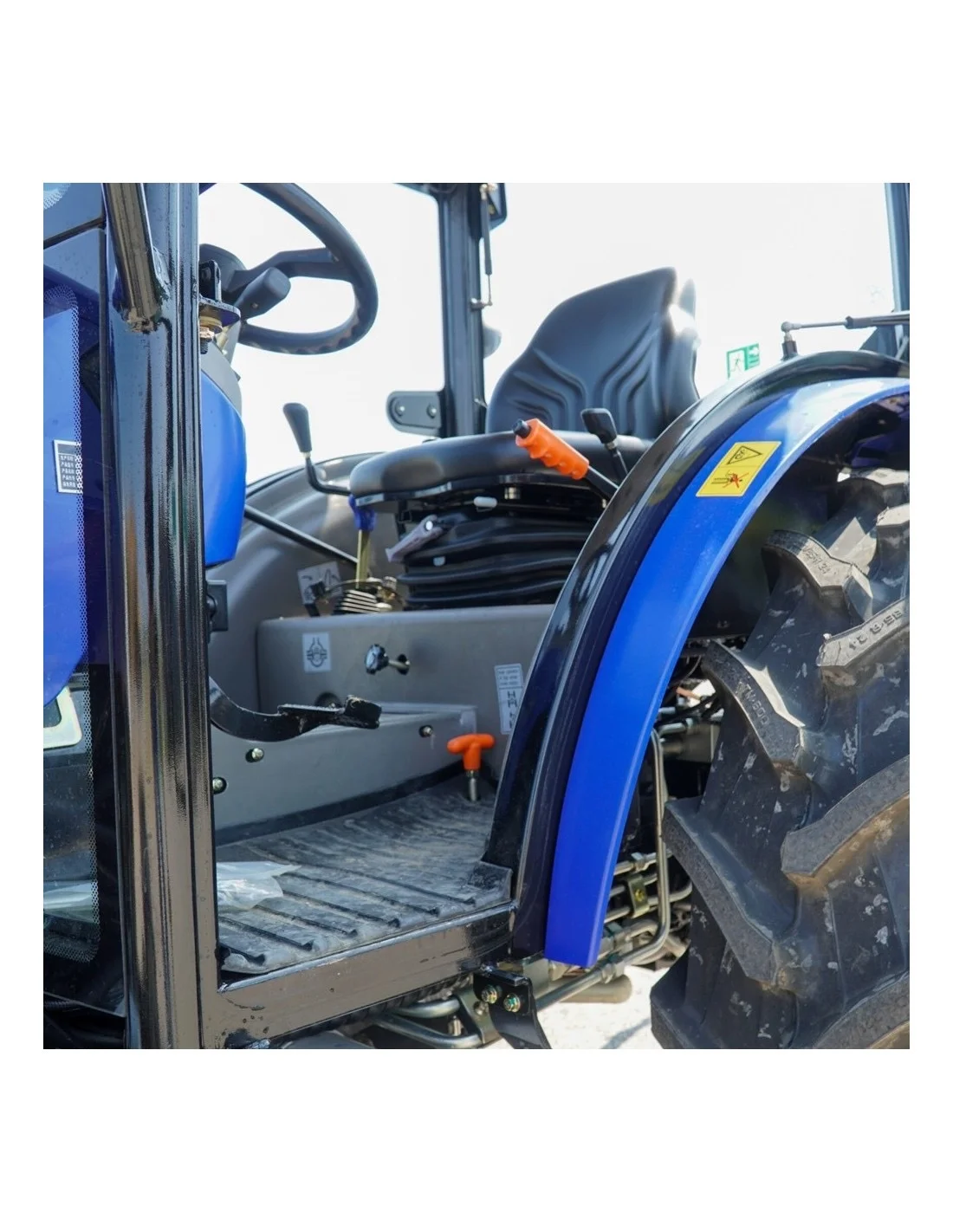 Tracteur Lovol M404C Cabine – Image 10