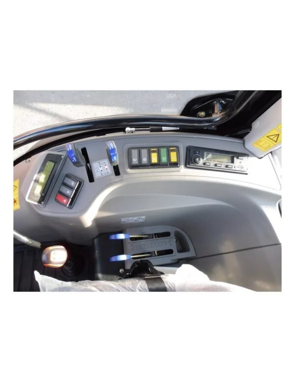 Tracteur Lovol M504C Cabine – Image 13