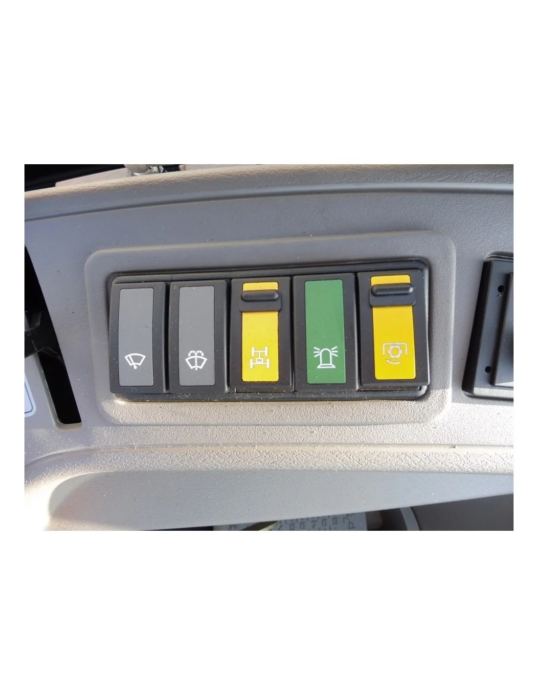 Tracteur Lovol M504C Cabine – Image 14