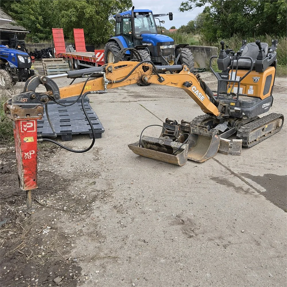 Marteau hydraulique et 4 godets – Image 30